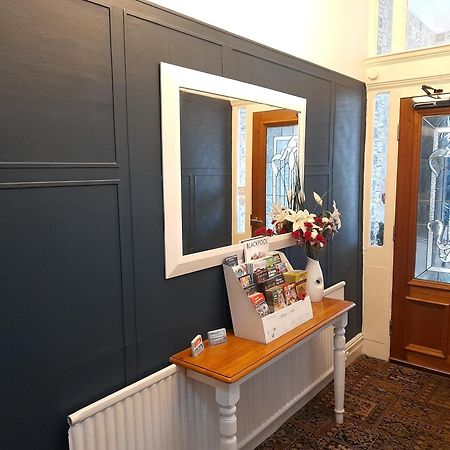 Phoenix Guest House Blackpool Extérieur photo