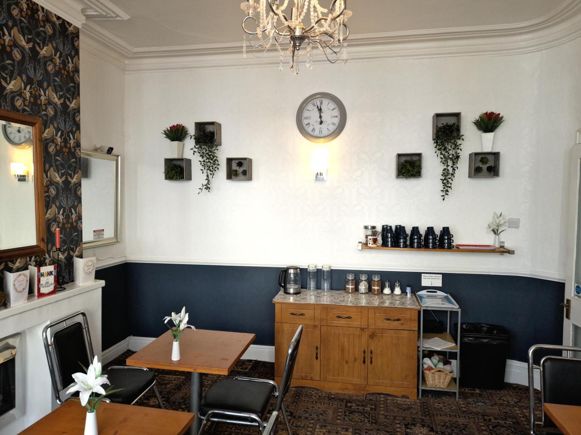 Phoenix Guest House Blackpool Extérieur photo